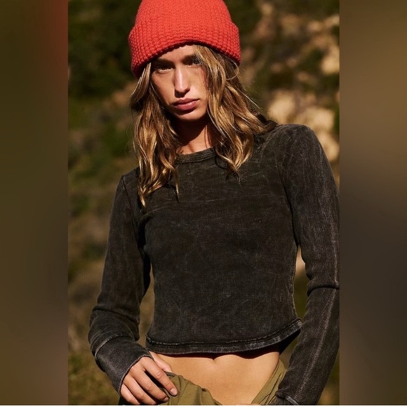 Free people Black Ribbed Long Sleeve Baby Tee extra small only - Picture 2 of 7